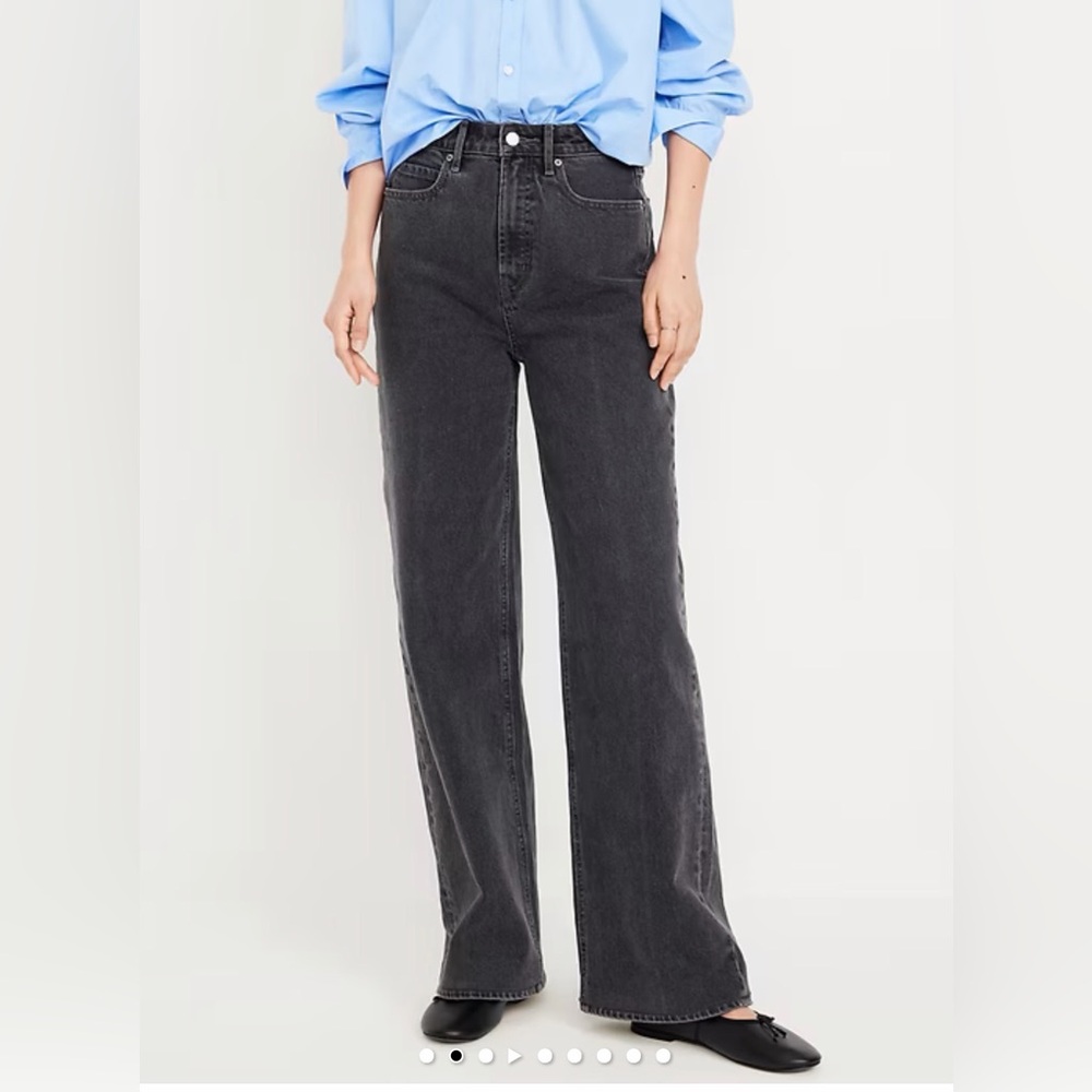 High-Waist Wide Leg Jeans - Washed Black